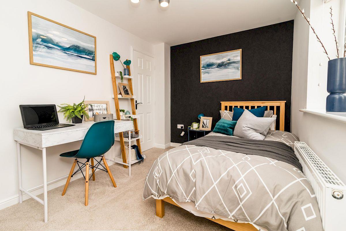 2 Bedroom House To Rent image 6
